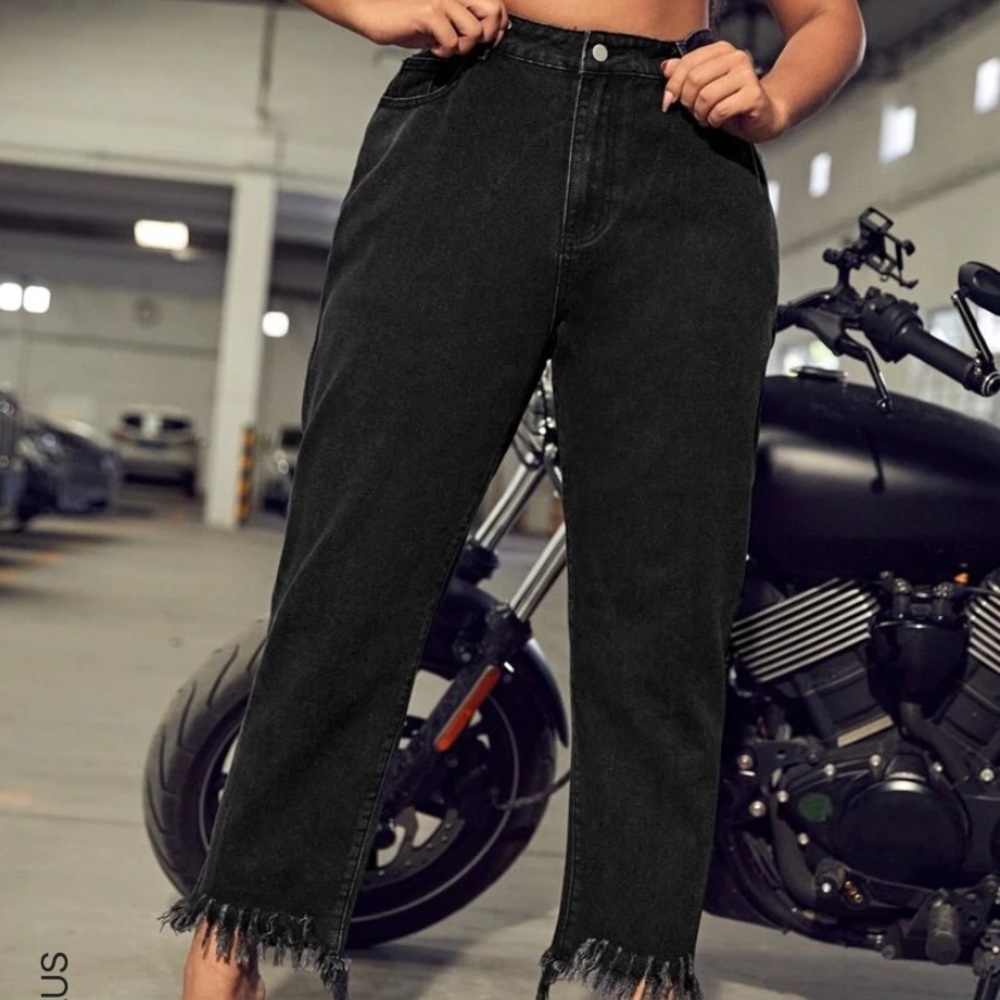 Mom Jeans fringed bottoms black wash 2XL